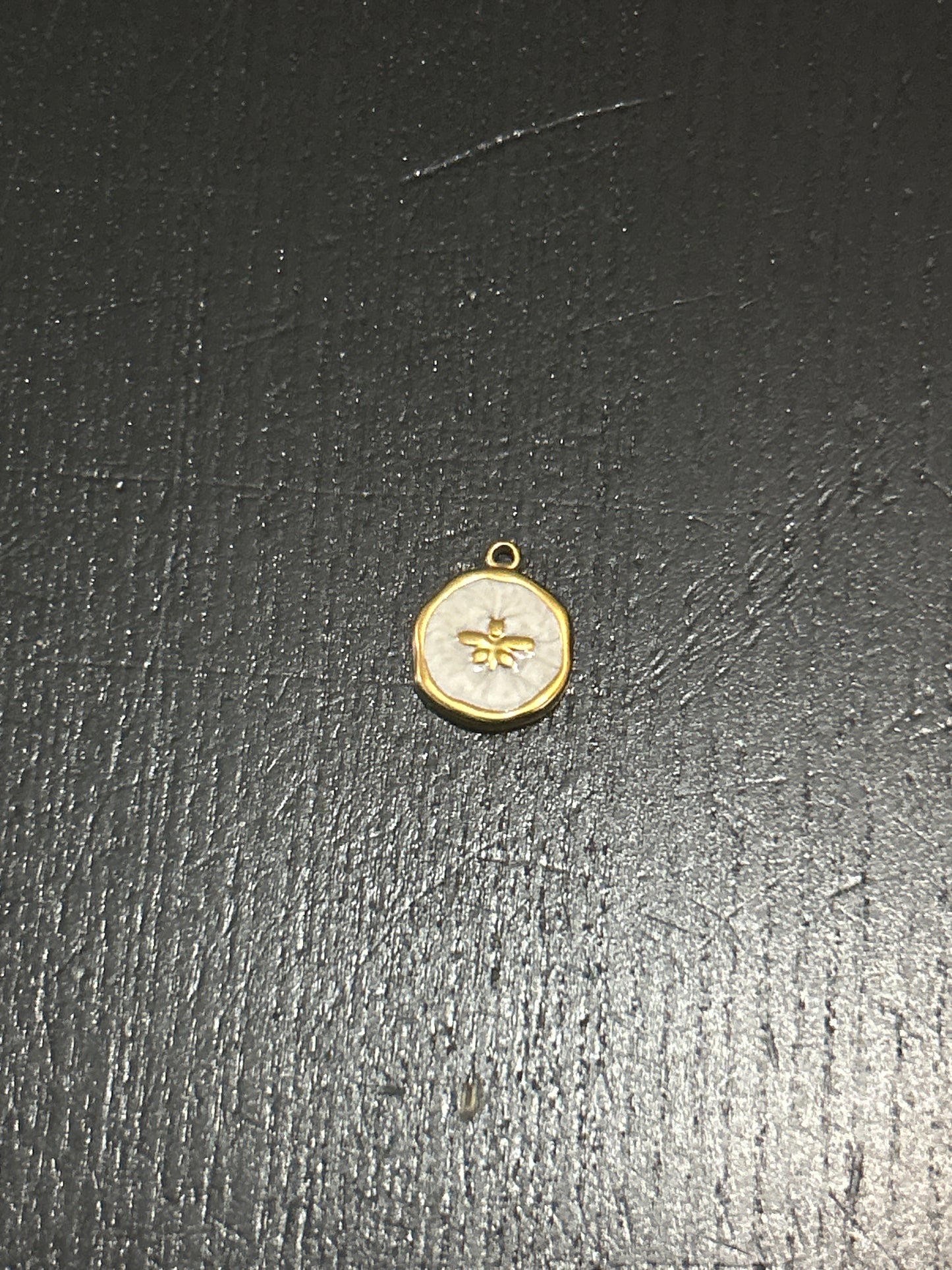 Ciondolo Apina bianca